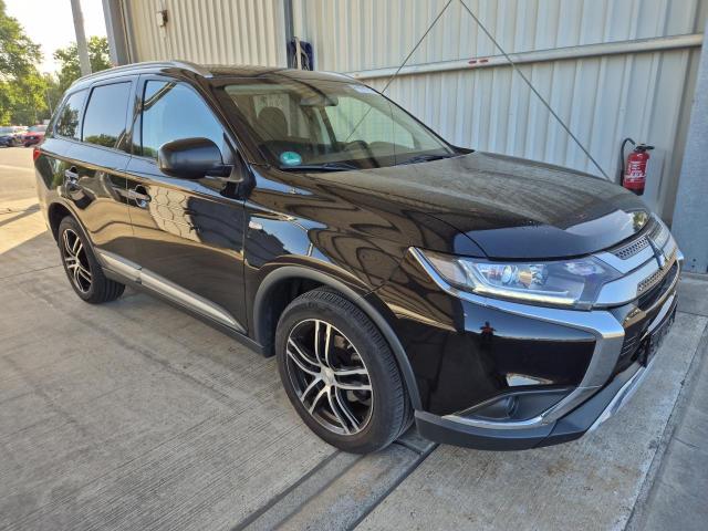 2019 Mitsubishi Outlander 2WD — 1
