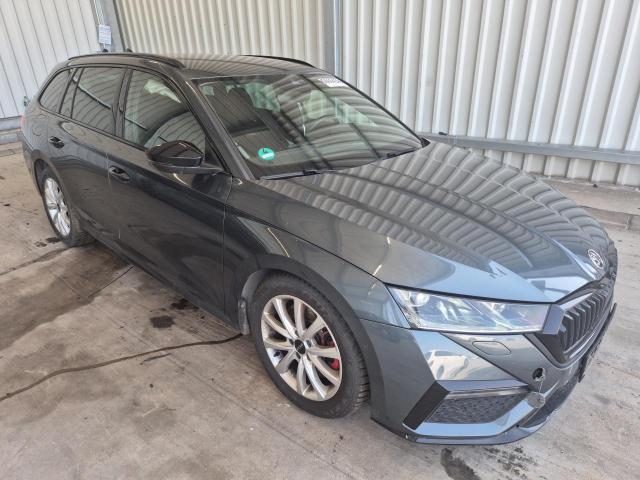 2021 Skoda Octavia Combi RS — 1