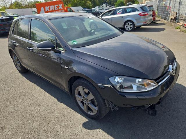 2015 Volkswagen Golf VII Lim. Lounge BMT — 1