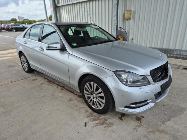 2013 Mercedes-Benz C Limousine C 250 CGI BlueEfficiency — 1