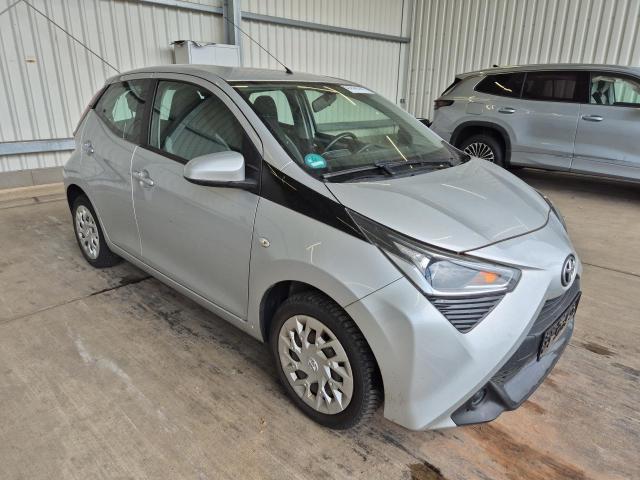 2018 Toyota AYGO x-play — 1