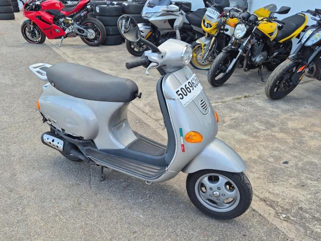 2002 Piaggio Vespa ET2 50 — 1