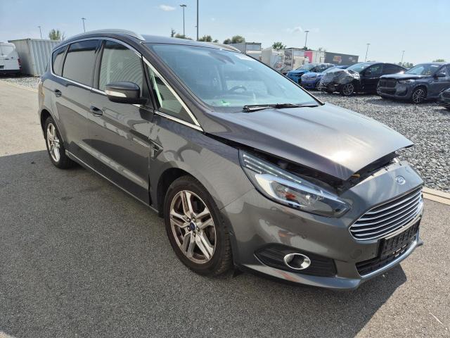 2017 Ford S-Max Titanium — 1