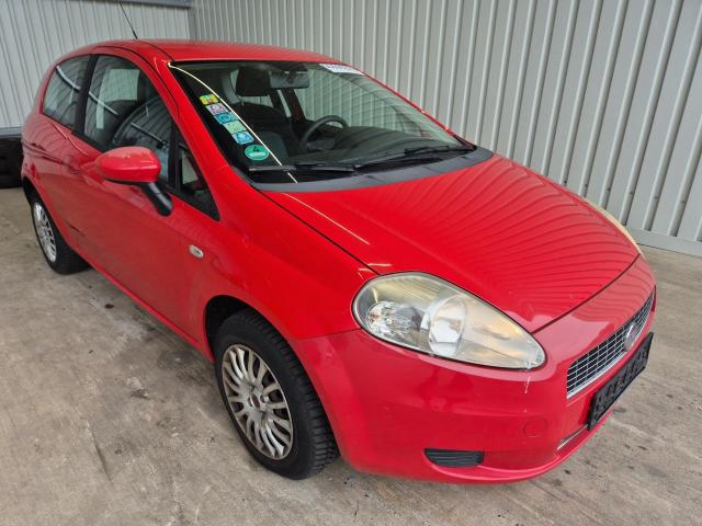 2009 Fiat Grande Punto 1.4 8V Dynamic — 1