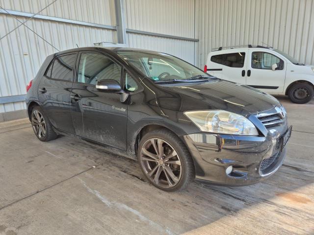 2011 Toyota Auris Edition — 1