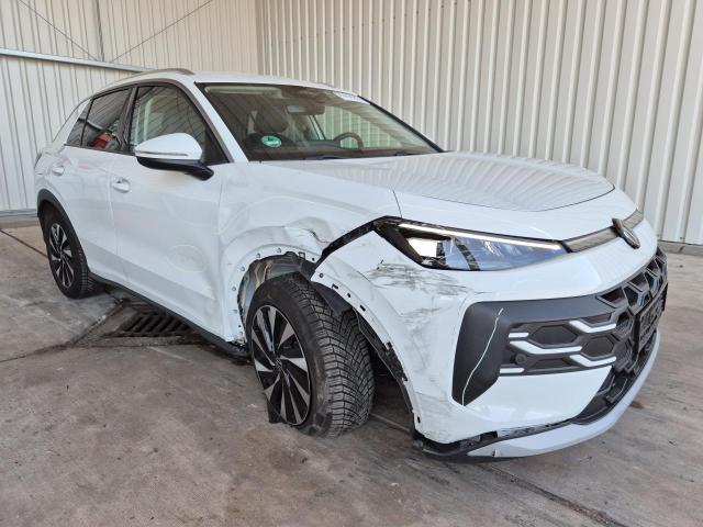 2026 Volkswagen T-Roc 1.5 eTSI 110 kW Style — 1