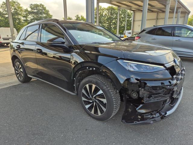 2026 Volkswagen T-Roc 1.5 eTSI 85 kW Life — 1