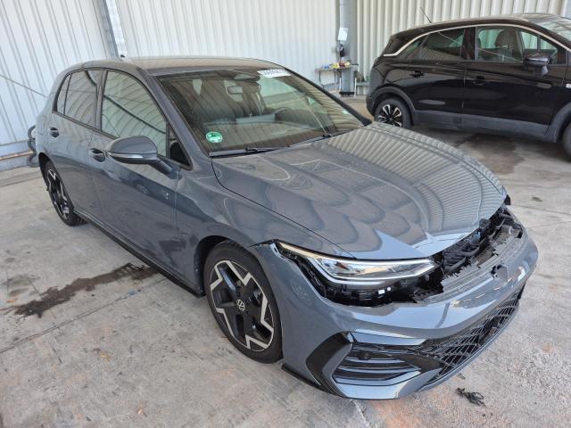 2026 Volkswagen Golf VIII Lim. 1.5 TSI 110 kW R-Line — 1