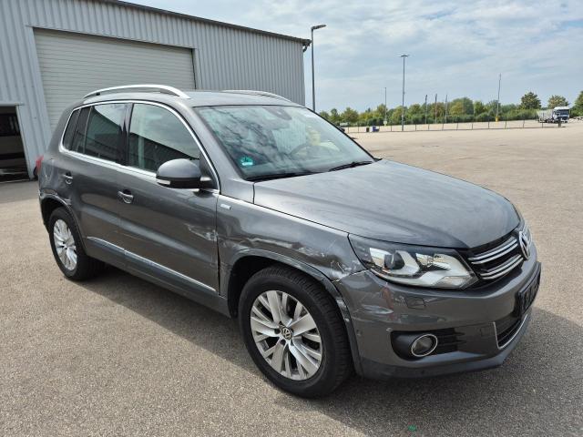 2014 Volkswagen Tiguan Sport & Style BMT — 1