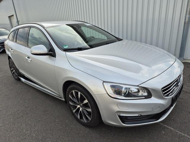 2017 Volvo V60 Kombi Linje Svart — 1