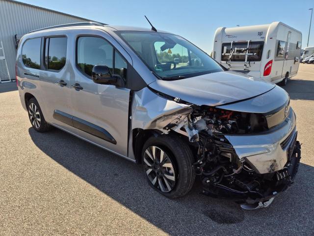 2026 Opel Combo Life E — 1