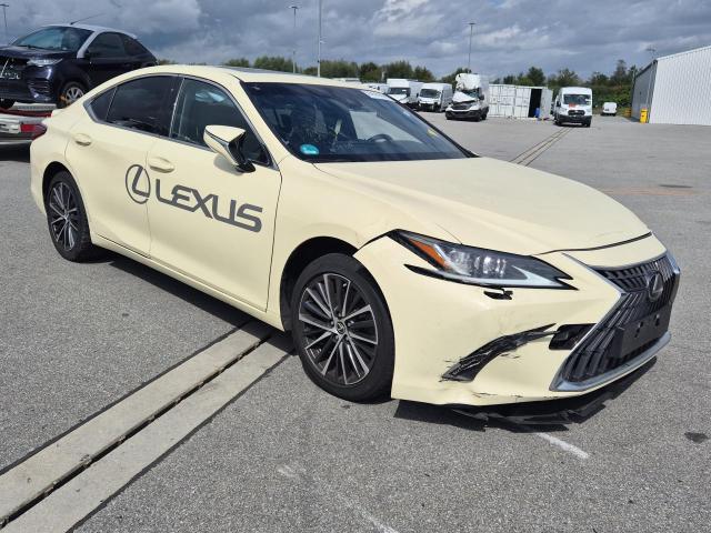 2025 Lexus ES 300 h — 1