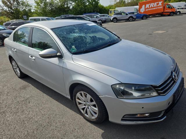 2010 Volkswagen Passat Lim. Comfortline BlueMotion — 1