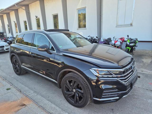 2018 Volkswagen Touareg Elegance 4Motion — 1