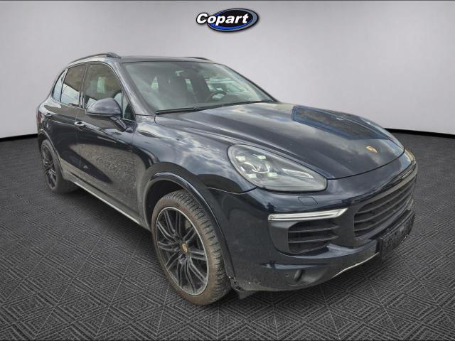 2015 Porsche Cayenne Diesel — 1