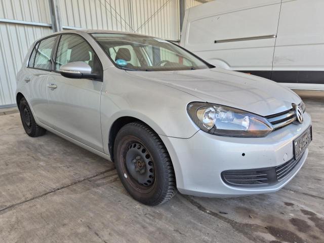 2010 Volkswagen Golf VI Trendline — 1
