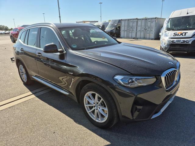 2022 BMW X3 xDrive 30 e — 1