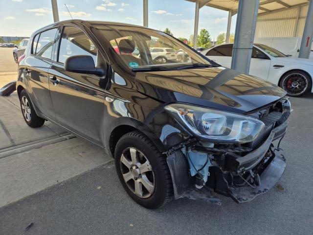 2014 Hyundai i20 FIFA World Cup Edition — 1