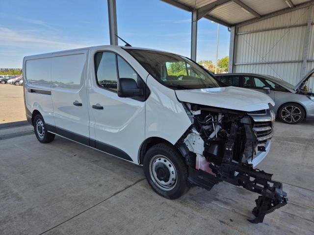 2026 Renault Trafic — 1