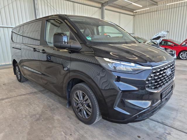 2025 Ford Tourneo Custom Bus 320 L2 Tourneo Titanium FWD — 1
