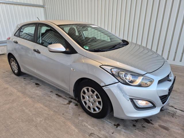 2012 Hyundai i30 Classic — 1