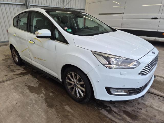 2017 Ford C-Max Titanium — 1