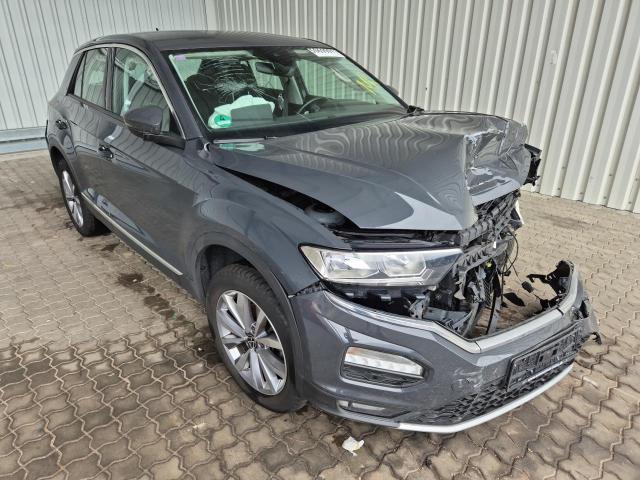 2020 Volkswagen T-Roc Style — 1