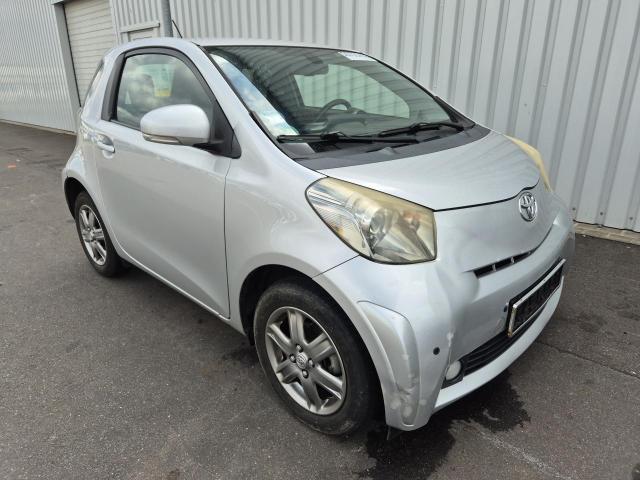 2009 Toyota iQ + — 1