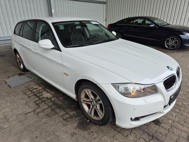 2011 BMW 3er Touring 318i — 1