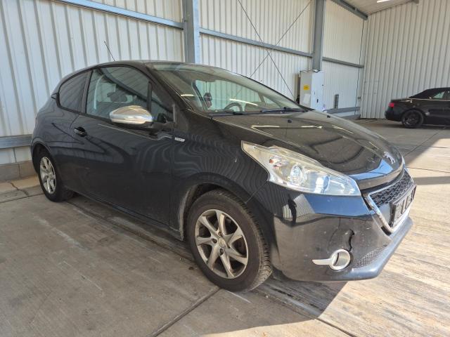 2014 Peugeot 208 — 1