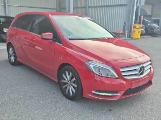 2013 Mercedes-Benz B B 180 CDI — 1