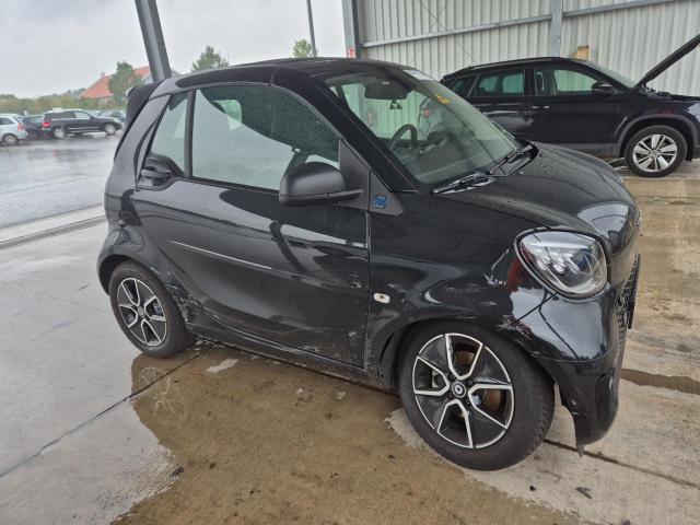 2023 Smart fortwo cabrio electric drive / EQ — 1