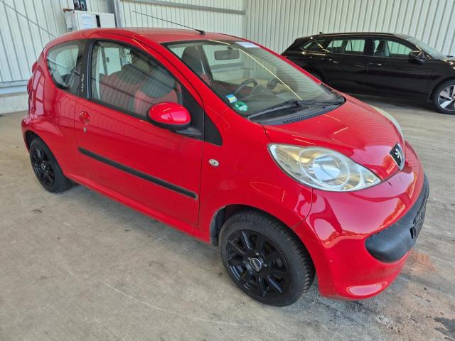 2007 Peugeot 107 Urban Move — 1