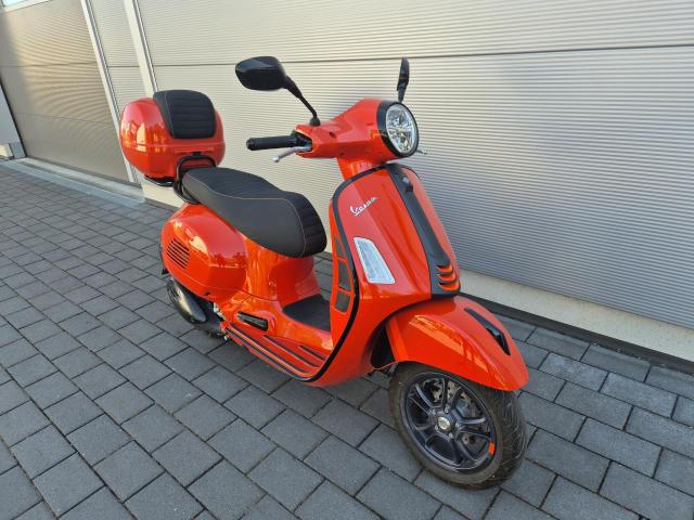 2024 Piaggio GTS 300 — 1