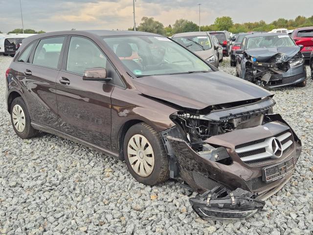 2016 Mercedes-Benz B B 180 — 1
