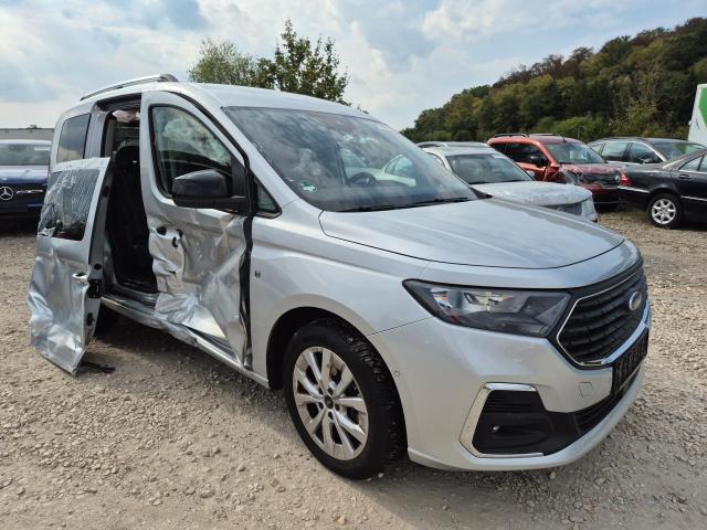 2025 Ford Tourneo Connect Titanium — 1