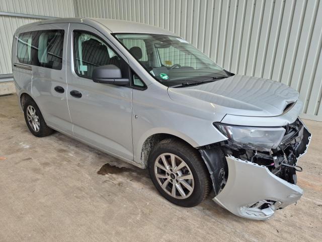 2025 Ford Tourneo Connect Trend — 1