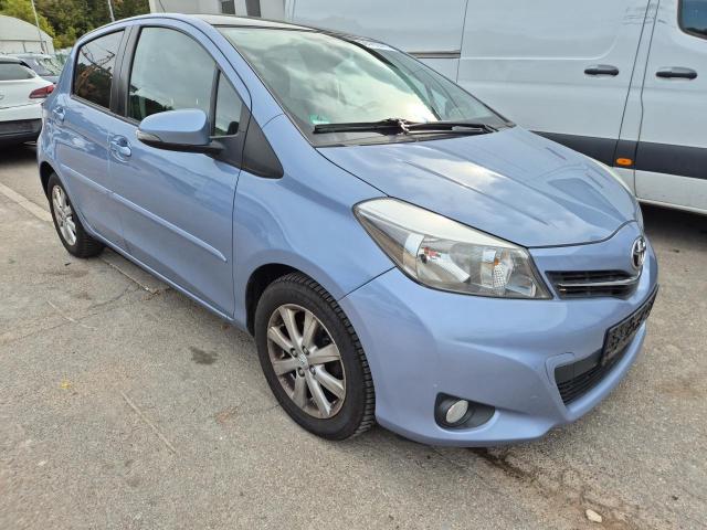 2012 Toyota Yaris Executive — 1
