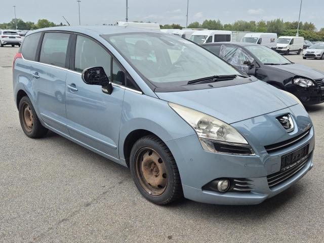 2012 Peugeot 5008 Active — 1