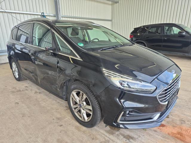 2022 Ford S-Max Titanium — 1