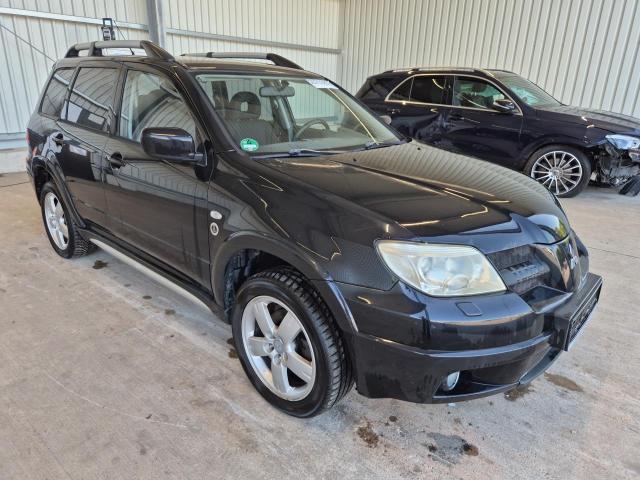 2006 Mitsubishi Outlander — 1