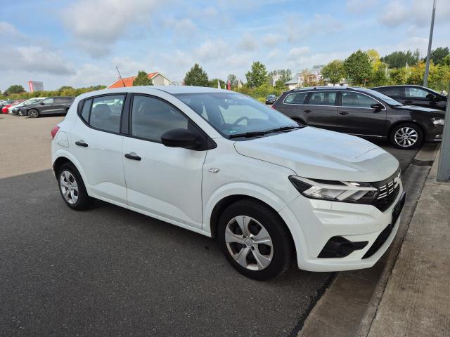 2023 Dacia Sandero III Essential — 1