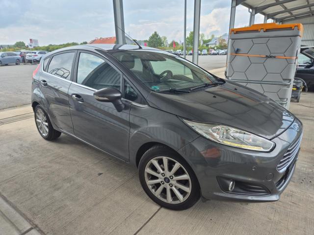 2016 Ford Fiesta Titanium — 1