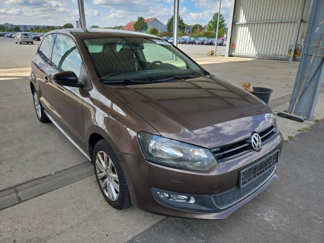 2012 Volkswagen Polo V Style — 1