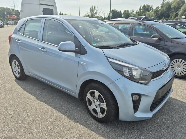 2017 Kia Picanto — 1