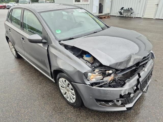 2010 Volkswagen Polo V Trendline — 1