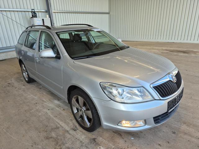 2011 Skoda Octavia Combi Active — 1