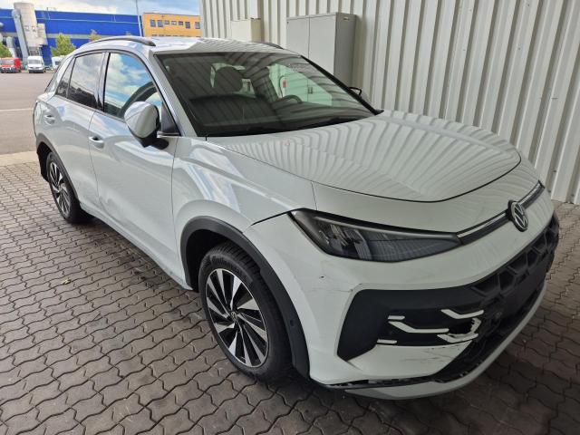 2026 Volkswagen T-Roc 1.5 eTSI 85 kW Life — 1
