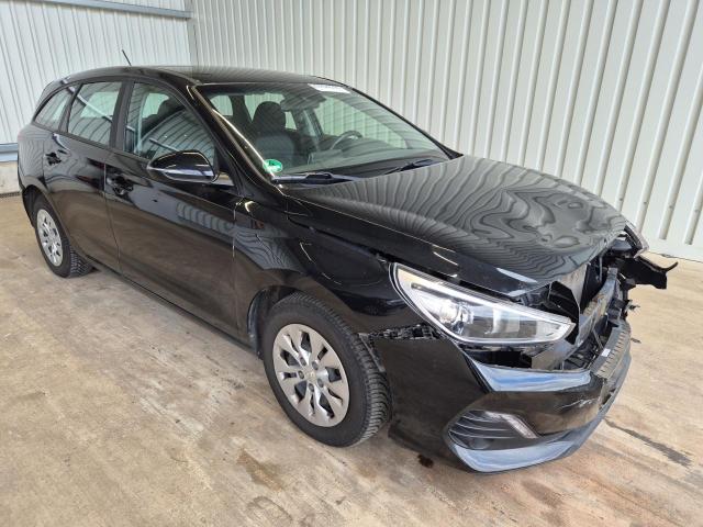 2019 Hyundai i30 cw Select — 1