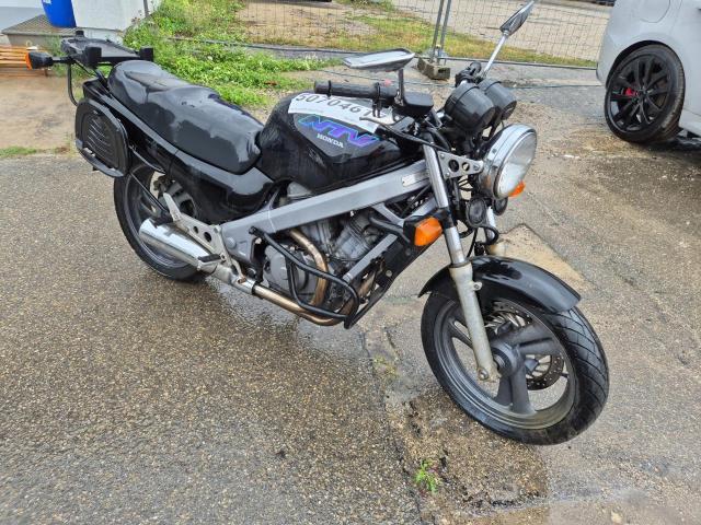 1994 Honda NTV 650 — 1